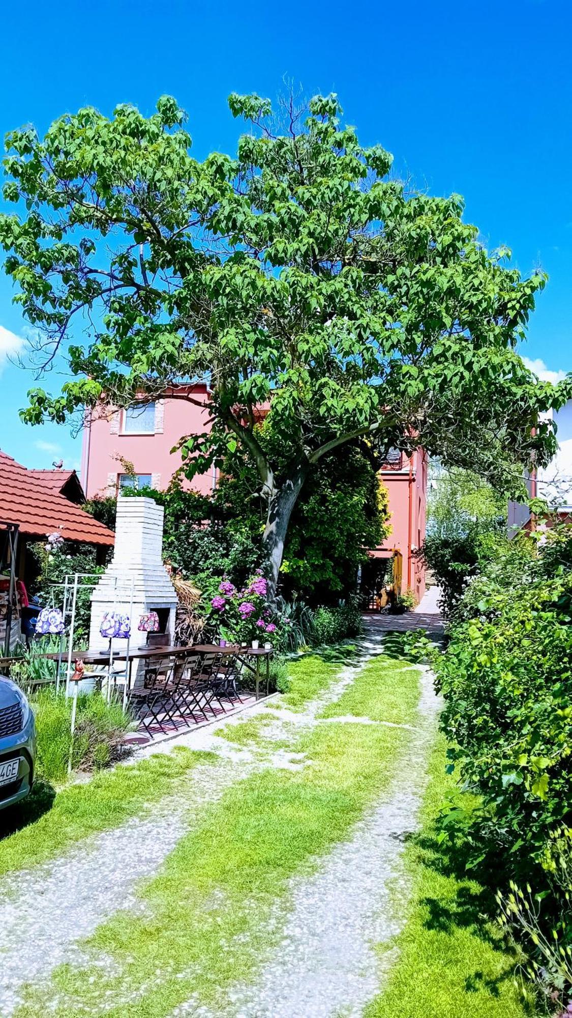 Penzion Vilka Podhajcanka Подгайска Экстерьер фото